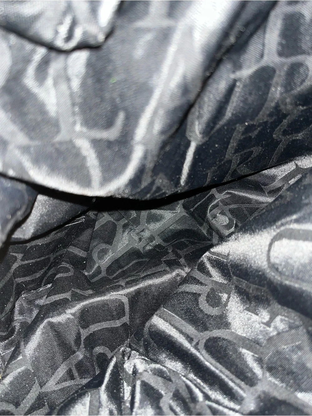 Furla Black Leather Shoulder Bag With Expandable Sides